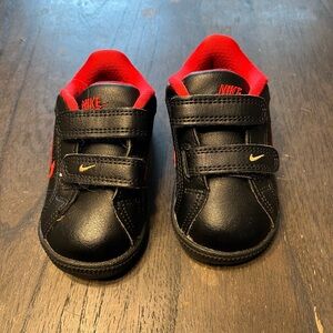 Nike Kids Black and Red Velcro Sneakers